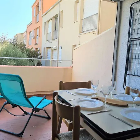 Apartment Studio Cabine Cosy Avec Terrasse - 500m Du Centre Et Port - Cap D'agde - Fr-1-249-20 Agde